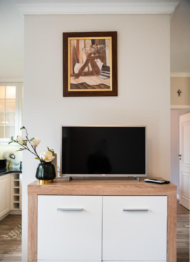 Prestige Verdant Apartment Warsawa Bagian luar foto