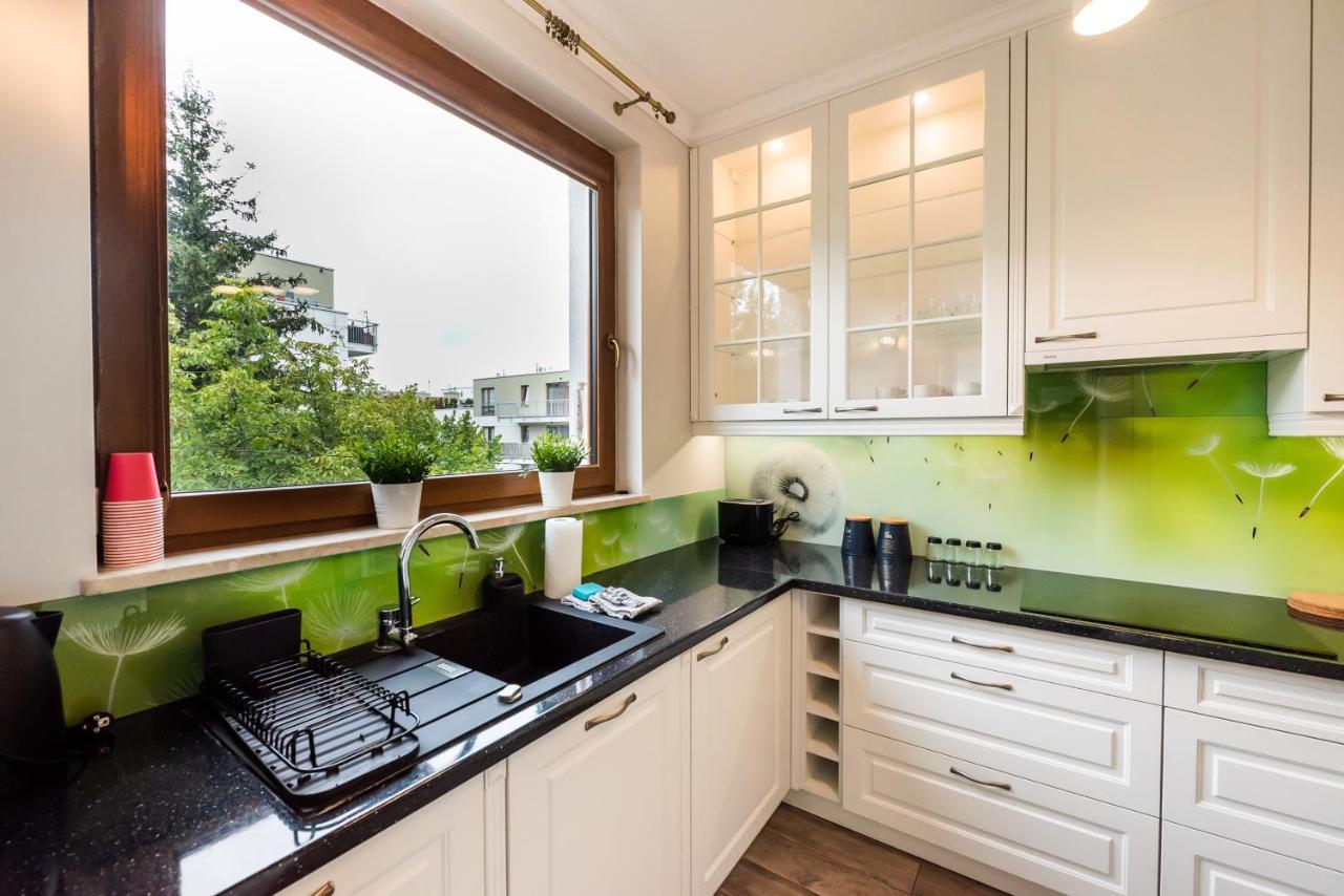 Prestige Verdant Apartment Warsawa Bagian luar foto