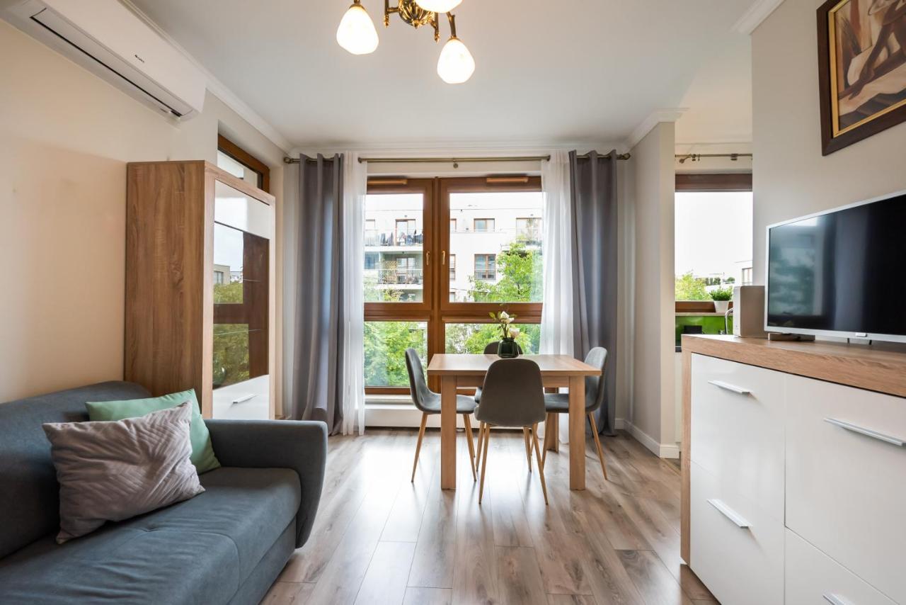 Prestige Verdant Apartment Warsawa Bagian luar foto
